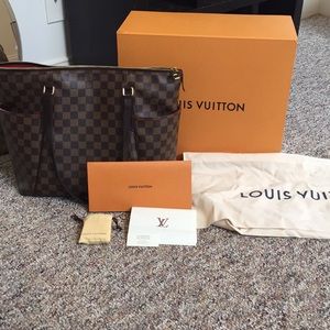 Authentic Louis Vuitton Totally MM